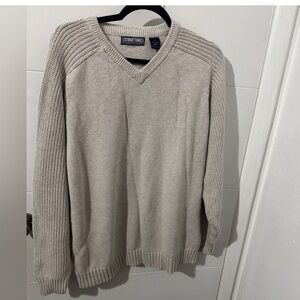 Structure Men's Light Tan V-Neck Sweater